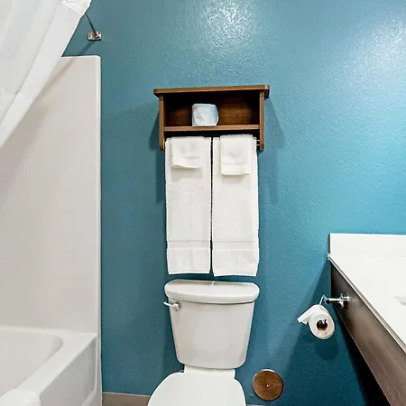 Woodspring Suites Reno Sparks Room photo